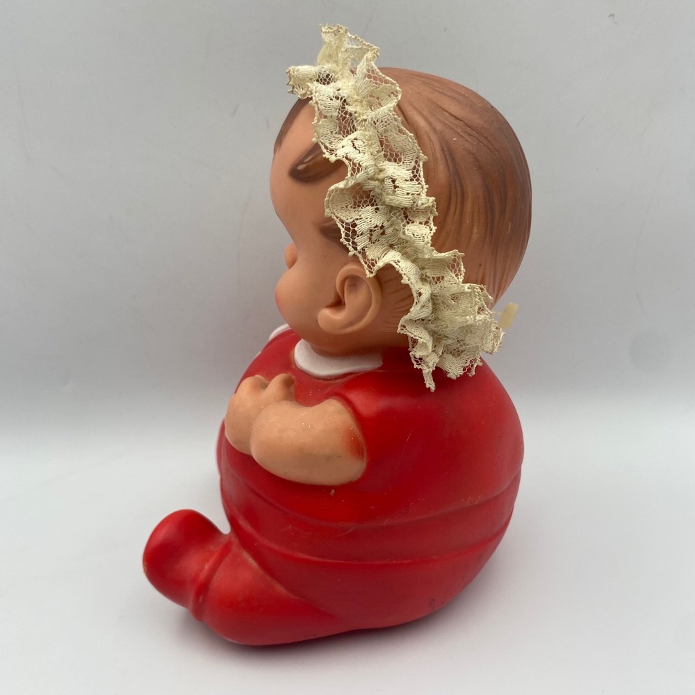 Vintage 1967 Uneeda Doll Co Plumpees Round Baby Doll Red Squeeze Toy 8 Inch - Picture 4 of 7